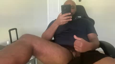 Snapshot of bbcfun44 chatting on 06-18-26, 01:15 Zaddy online show from 06-18-26, 01:15
