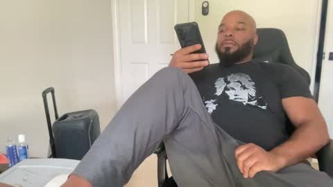 Snapshot of bbcfun44 chatting on 06-28-26, 02:34 Zaddy online show from 06-28-26, 02:34