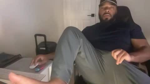 Snapshot of bbcfun44 chatting on 07-04-26, 10:32 Zaddy online show from 07-04-26, 10:32