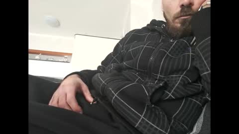 Snapshot of bbigfootxl chatting on 03-10-25, 10:04 bbigfootxl online show from 03-10-25, 10:04