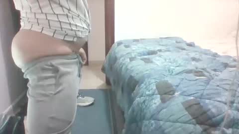 bboy3333333 online show from 02-08-25, 01:01