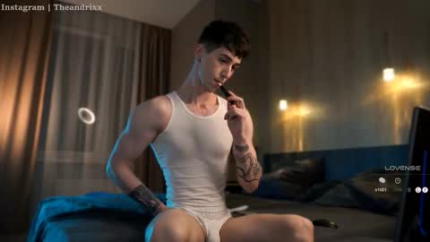 Snapshot of bbrandon_ chatting on 10-10-25, 11:15 Brandon online show from 10-10-25, 11:15