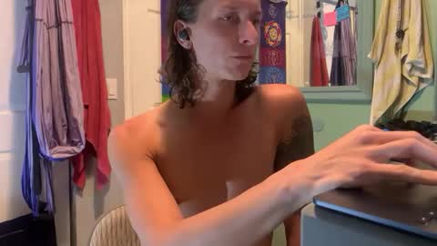 Snapshot of bbstans chatting on 03-24-26, 06:40 RainbowChild online show from 03-24-26, 06:40