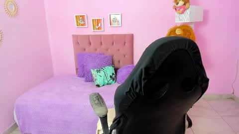 Charlote online show from 03-30-26, 12:28