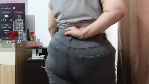 Snapshot of bbw_milf_4u chatting on 07-28-26, 10:21 Emma online show from 07-28-26, 10:21