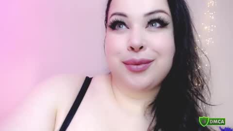 Snapshot of bbw_molly chatting on 12-02-25, 11:56 Molly online show from 12-02-25, 11:56