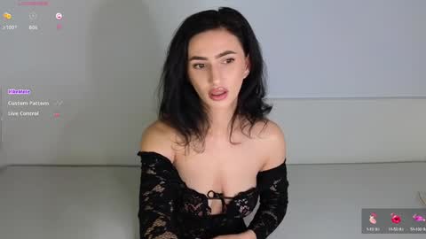 Kristy online show from 02-06-25, 06:29