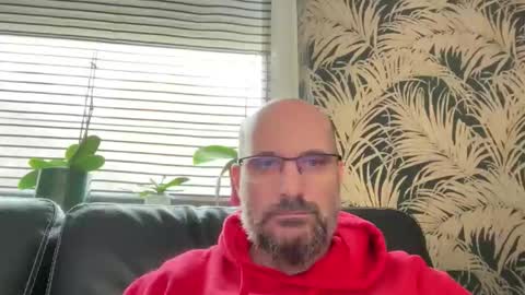 Snapshot of bcbg68 chatting on 10-17-25, 11:13 bcbg68 online show from 10-17-25, 11:13