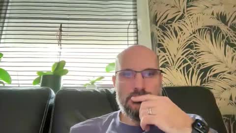 Snapshot of bcbg68 chatting on 10-26-25, 12:00 bcbg68 online show from 10-26-25, 12:00