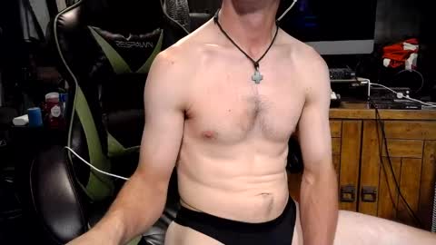 bchillin28 online show from 04-24-26, 04:48