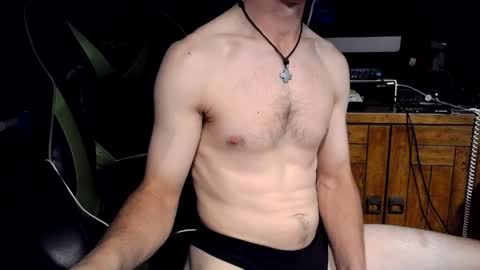 bchillin28 online show from 04-28-26, 06:51