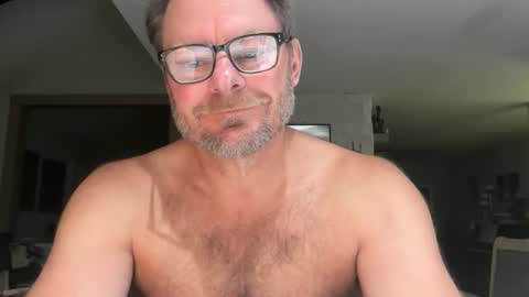 Snapshot of bcjonny chatting on 11-21-25, 01:48 BCJonny online show from 11-21-25, 01:48