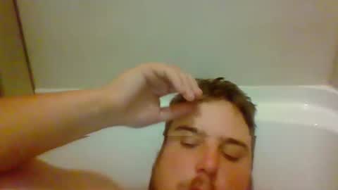 Snapshot of bcran99 chatting on 10-12-25, 04:22 bcran99 online show from 10-12-25, 04:22