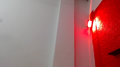rever online show from 06-11-26, 02:33