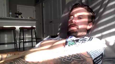 Snapshot of bdv1991 chatting on 06-04-26, 11:00 bdv1991 online show from 06-04-26, 11:00