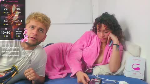 Snapshot of be_sinners chatting on 01-12-25, 07:00 Sara Juan online show from 01-12-25, 07:00
