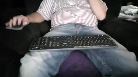 beachguy38 online show from 11-09-25, 06:28