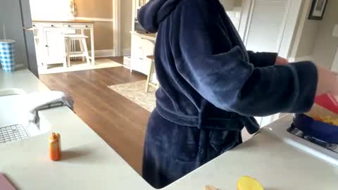 BeachyMILF online show from 02-27-25, 03:48