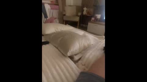 Snapshot of beanrb chatting on 09-10-25, 10:54 beanrb online show from 09-10-25, 10:54