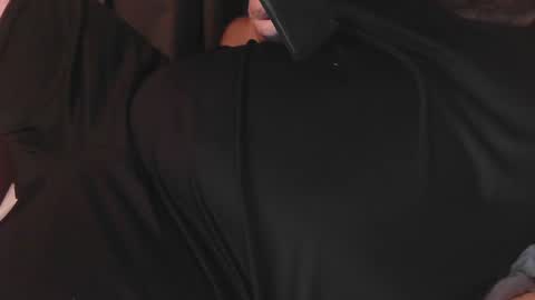 bear_man_oi online show from 02-05-25, 02:59