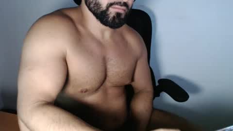Snapshot of beard_top_guy chatting on 03-04-25, 09:32 Beard Guy online show from 03-04-25, 09:32