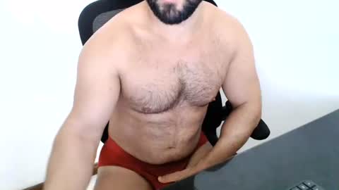 Snapshot of beard_top_guy chatting on 09-27-25, 02:22 Beard Guy online show from 09-27-25, 02:22