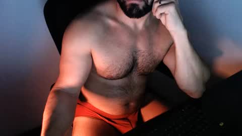 Snapshot of beard_top_guy chatting on 10-21-25, 10:27 Beard Guy online show from 10-21-25, 10:27