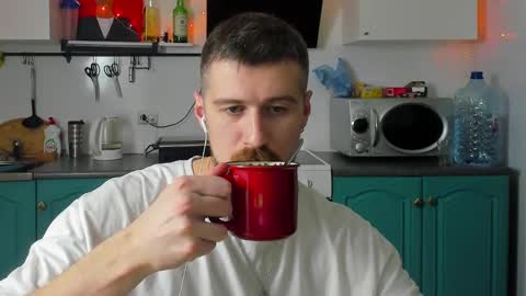 Snapshot of bearded_legend chatting on 12-28-24, 10:23 Zeus online show from 12-28-24, 10:23