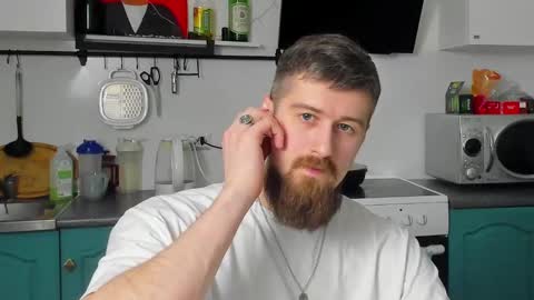 Snapshot of bearded_legend chatting on 03-03-25, 09:48 Zeus online show from 03-03-25, 09:48