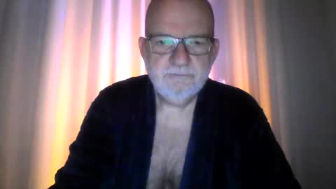 Beardman online show from 12-25-24, 06:41