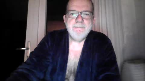 Beardman online show from 01-24-25, 06:03