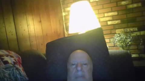 Snapshot of bearmantitsx chatting on 11-14-25, 06:17 Please suck my nipples and cam with me now to a hot orgasm together on cam online show from 11-14-25, 06:17