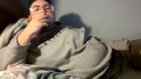 Snapshot of bearmoon820430 chatting on 09-17-25, 12:23 bearmoon820430 online show from 09-17-25, 12:23