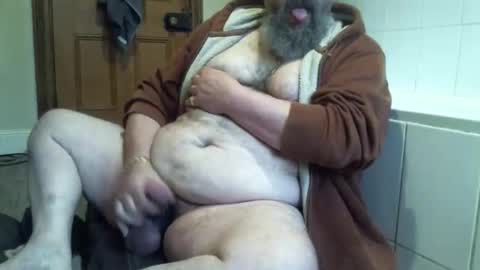 Snapshot of bearsteve75 chatting on 01-12-26, 06:57 bearsteve75 online show from 01-12-26, 06:57