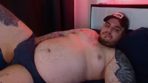 Snapshot of bearway30 chatting on 11-16-25, 06:57 Bearway31 online show from 11-16-25, 06:57