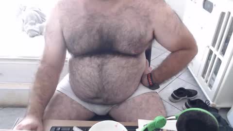 Snapshot of beastbearmg chatting on 09-21-25, 04:19 beastbearmg online show from 09-21-25, 04:19