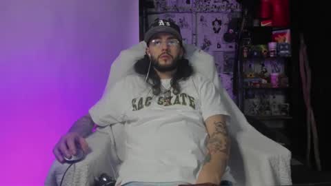 Snapshot of beastbxy chatting on 01-11-25, 09:36 beast bxy online show from 01-11-25, 09:36