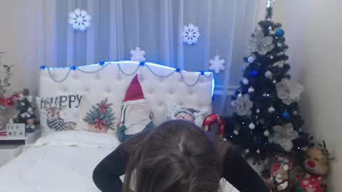 Snapshot of beataangel chatting on 12-28-24, 06:18 beataangel online show from 12-28-24, 06:18