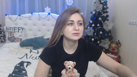 Snapshot of beataangel chatting on 01-11-25, 02:47 beataangel online show from 01-11-25, 02:47