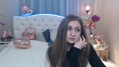 Snapshot of beataangel chatting on 02-13-25, 01:48 beataangel online show from 02-13-25, 01:48