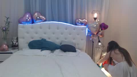 Snapshot of beataangel chatting on 03-10-25, 08:15 beataangel online show from 03-10-25, 08:15