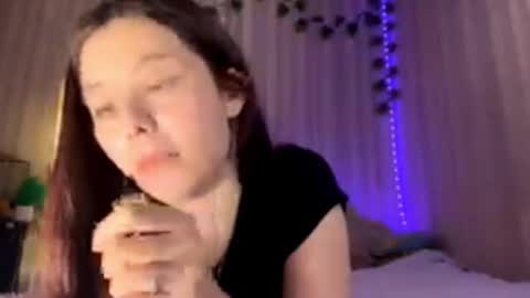 Bella online show from 03-03-26, 12:00