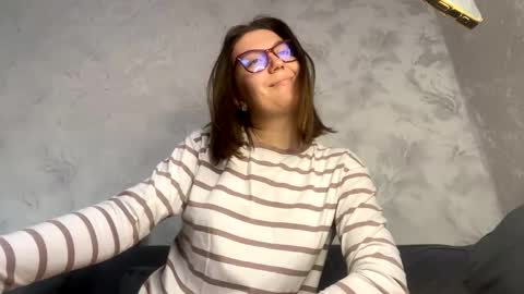 BeatriceTender online show from 11-17-25, 10:54