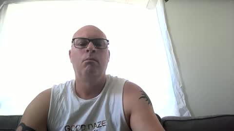 Snapshot of beatsboy87 chatting on 01-04-25, 01:10 beatsboy87 online show from 01-04-25, 01:10