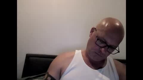 Snapshot of beatsboy87 chatting on 01-18-25, 12:26 beatsboy87 online show from 01-18-25, 12:26