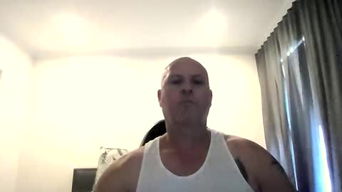 Snapshot of beatsboy87 chatting on 01-19-25, 04:01 beatsboy87 online show from 01-19-25, 04:01
