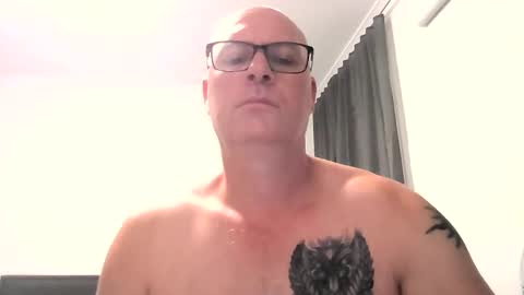 Snapshot of beatsboy87 chatting on 02-14-25, 11:31 beatsboy87 online show from 02-14-25, 11:31