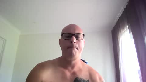 Snapshot of beatsboy87 chatting on 02-15-25, 04:25 beatsboy87 online show from 02-15-25, 04:25