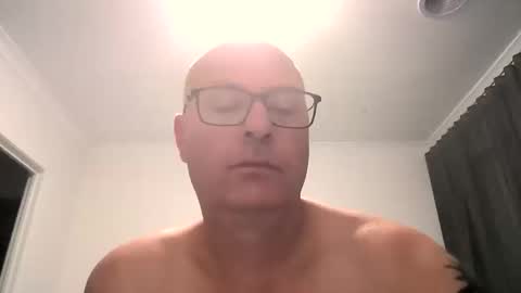 Snapshot of beatsboy87 chatting on 02-27-25, 02:43 beatsboy87 online show from 02-27-25, 02:43