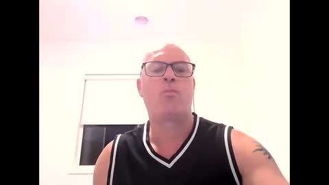 Snapshot of beatsboy87 chatting on 02-28-25, 09:25 beatsboy87 online show from 02-28-25, 09:25